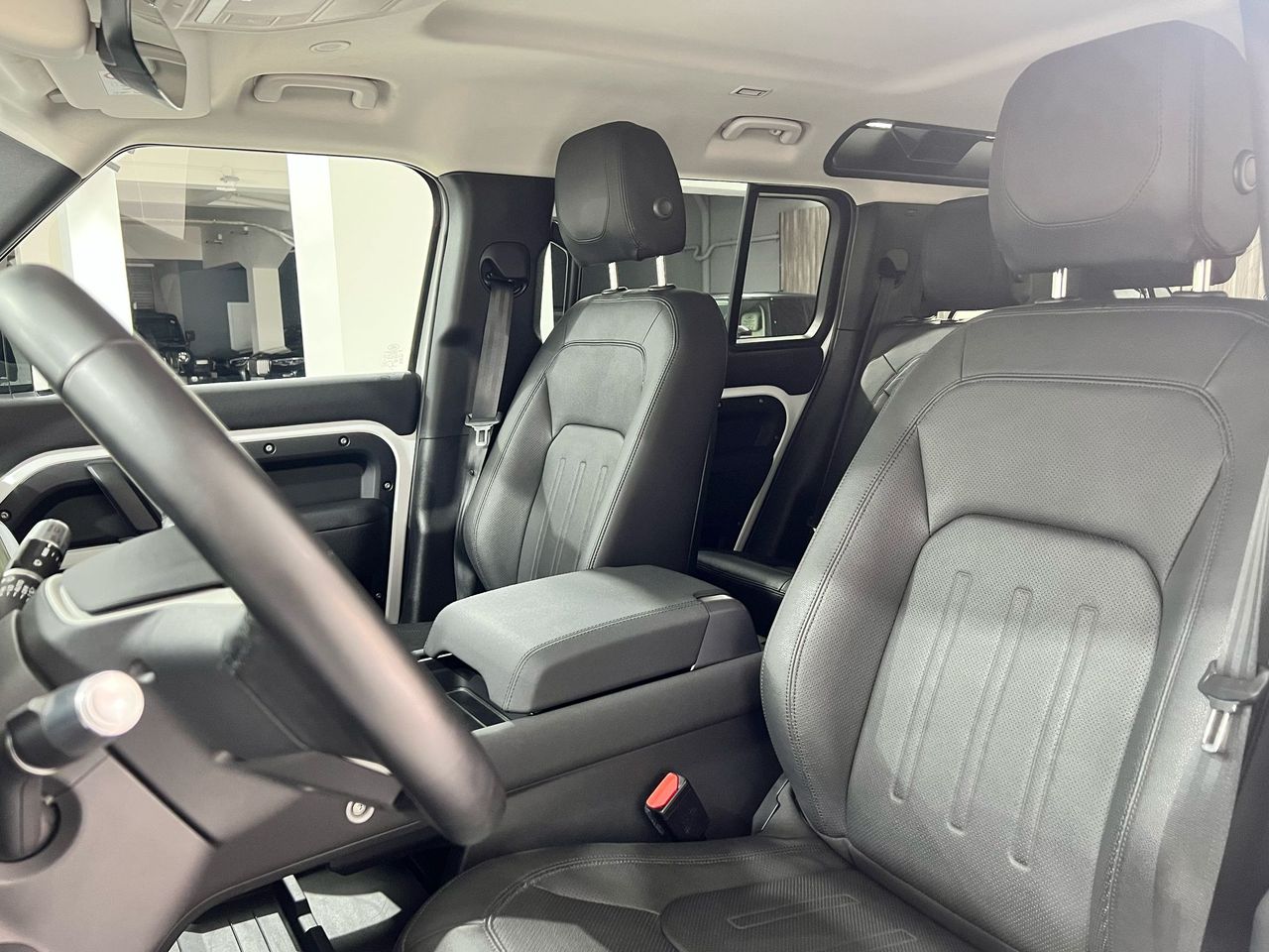 Foto Land-Rover Defender 8