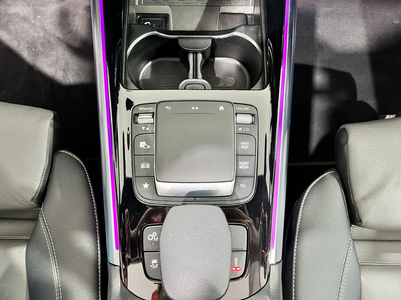 Foto Mercedes-Benz Clase GLA 19