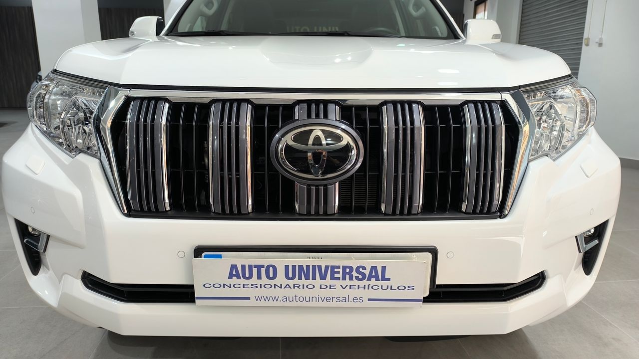 Foto Toyota Land Cruiser 2