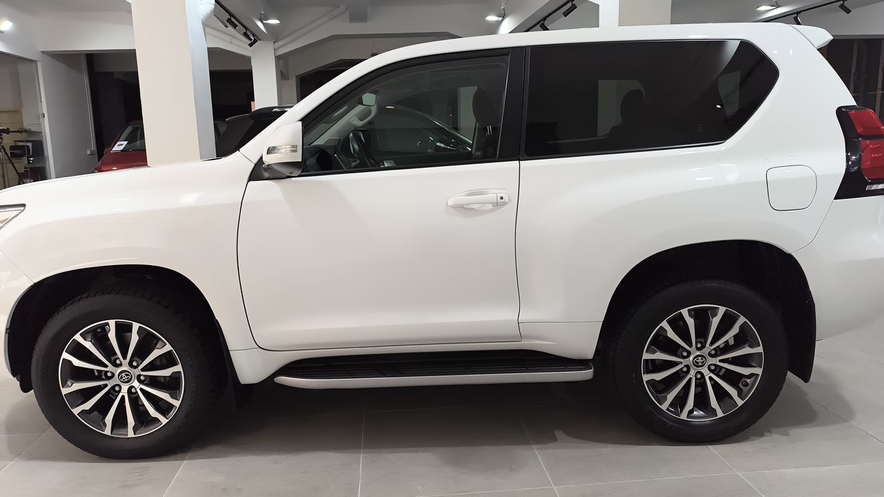 Foto Toyota Land Cruiser 4