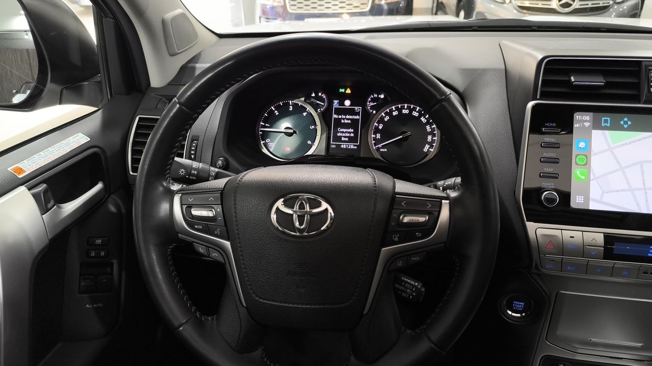 Foto Toyota Land Cruiser 17