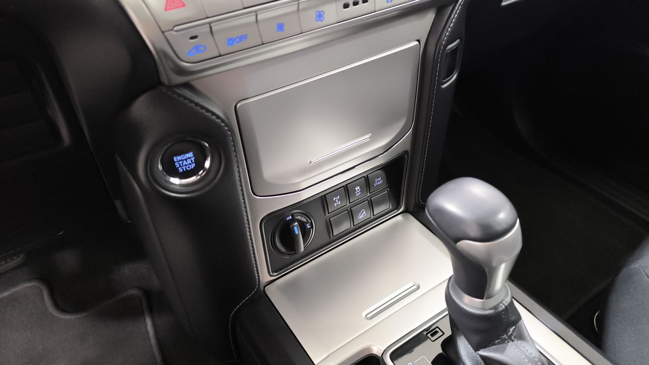 Foto Toyota Land Cruiser 21