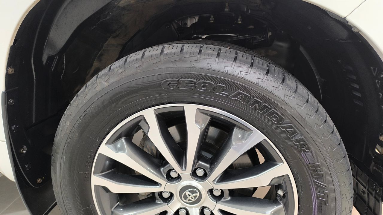 Foto Toyota Land Cruiser 34