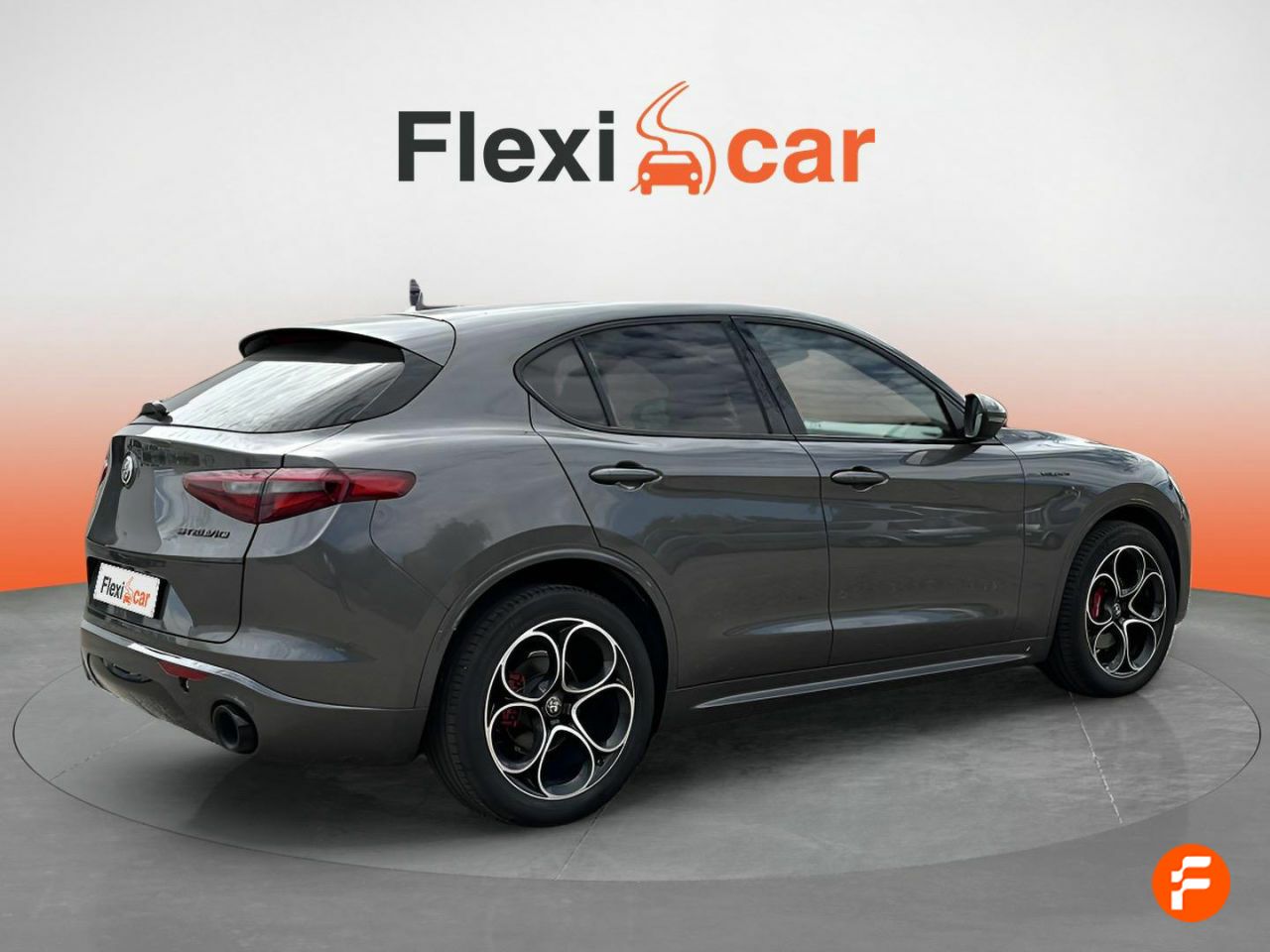 Foto Alfa Romeo Stelvio 4