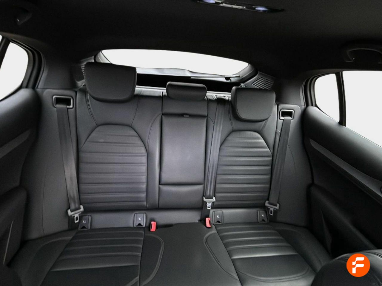 Foto Alfa Romeo Stelvio 14
