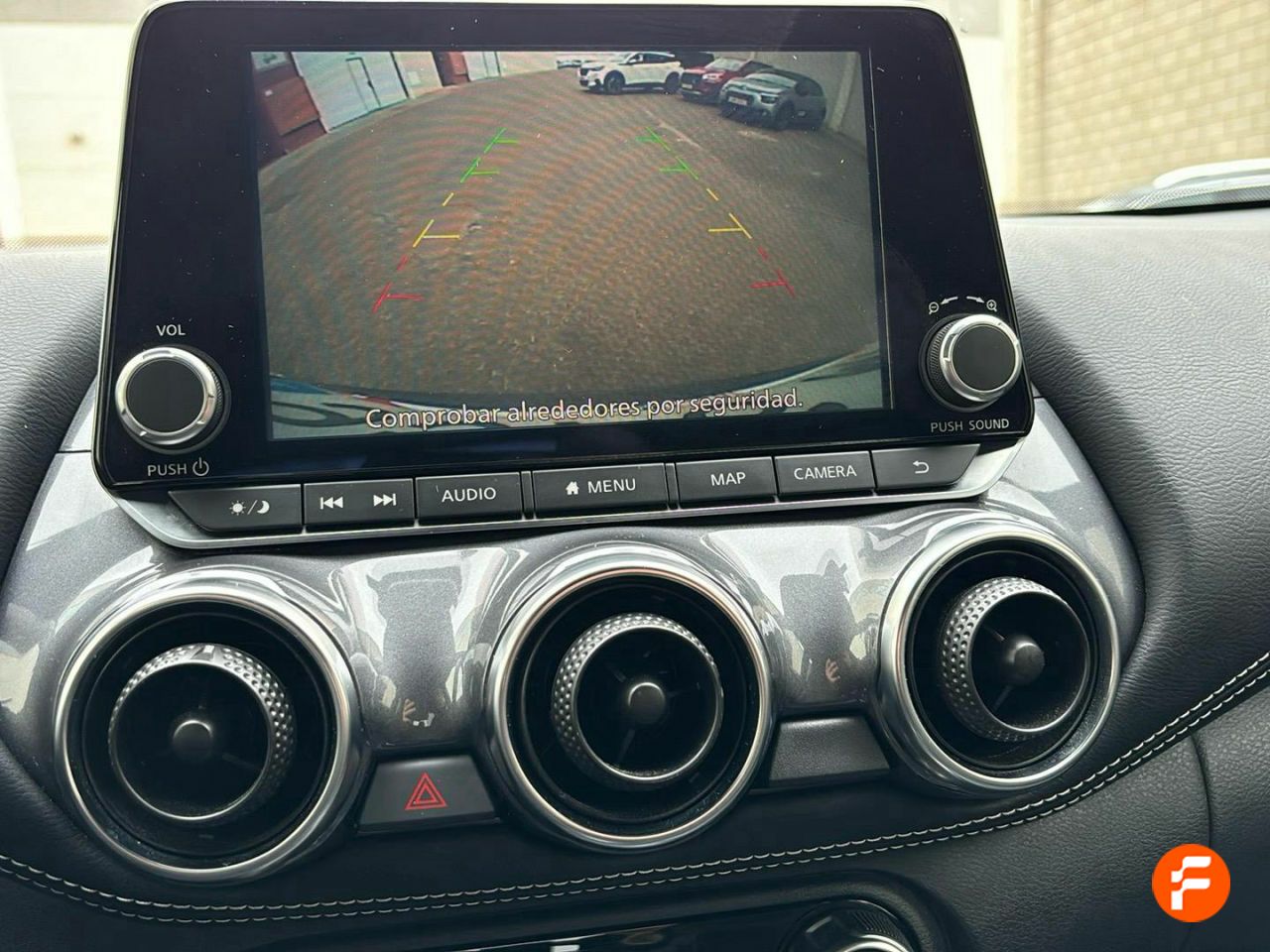 Foto Nissan Juke 18