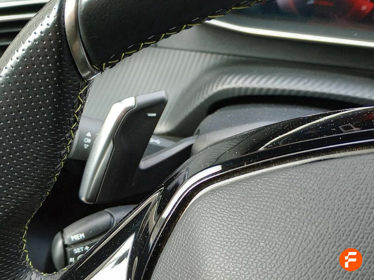 Foto Peugeot 2008 14