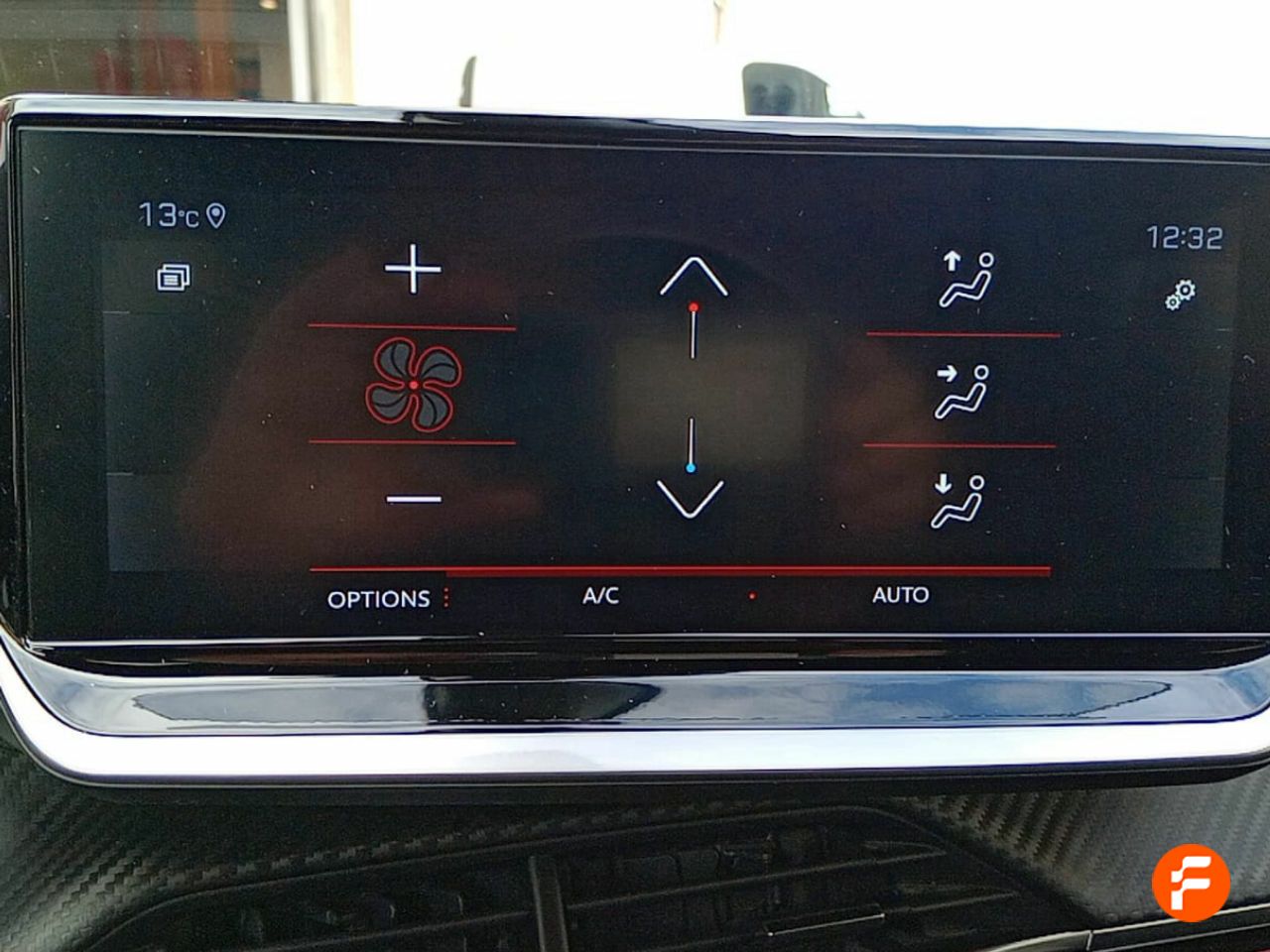 Foto Peugeot 2008 18