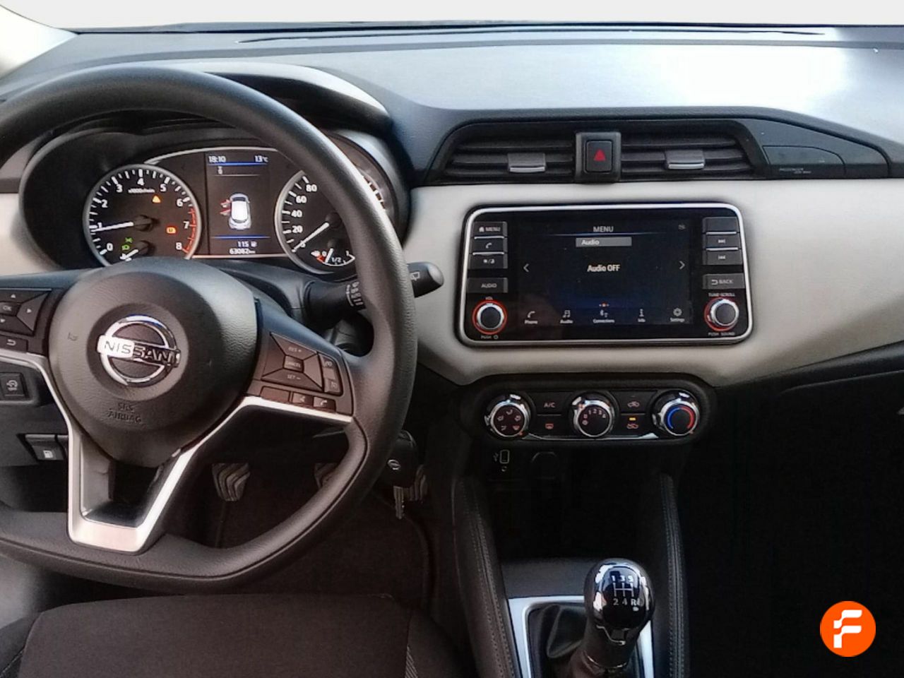 Foto Nissan Micra 9