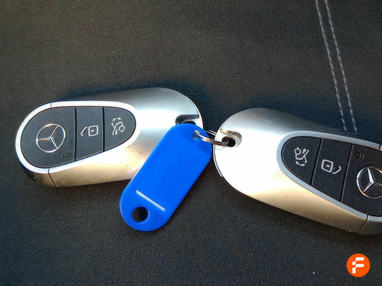 Foto Mercedes-Benz Clase C 25
