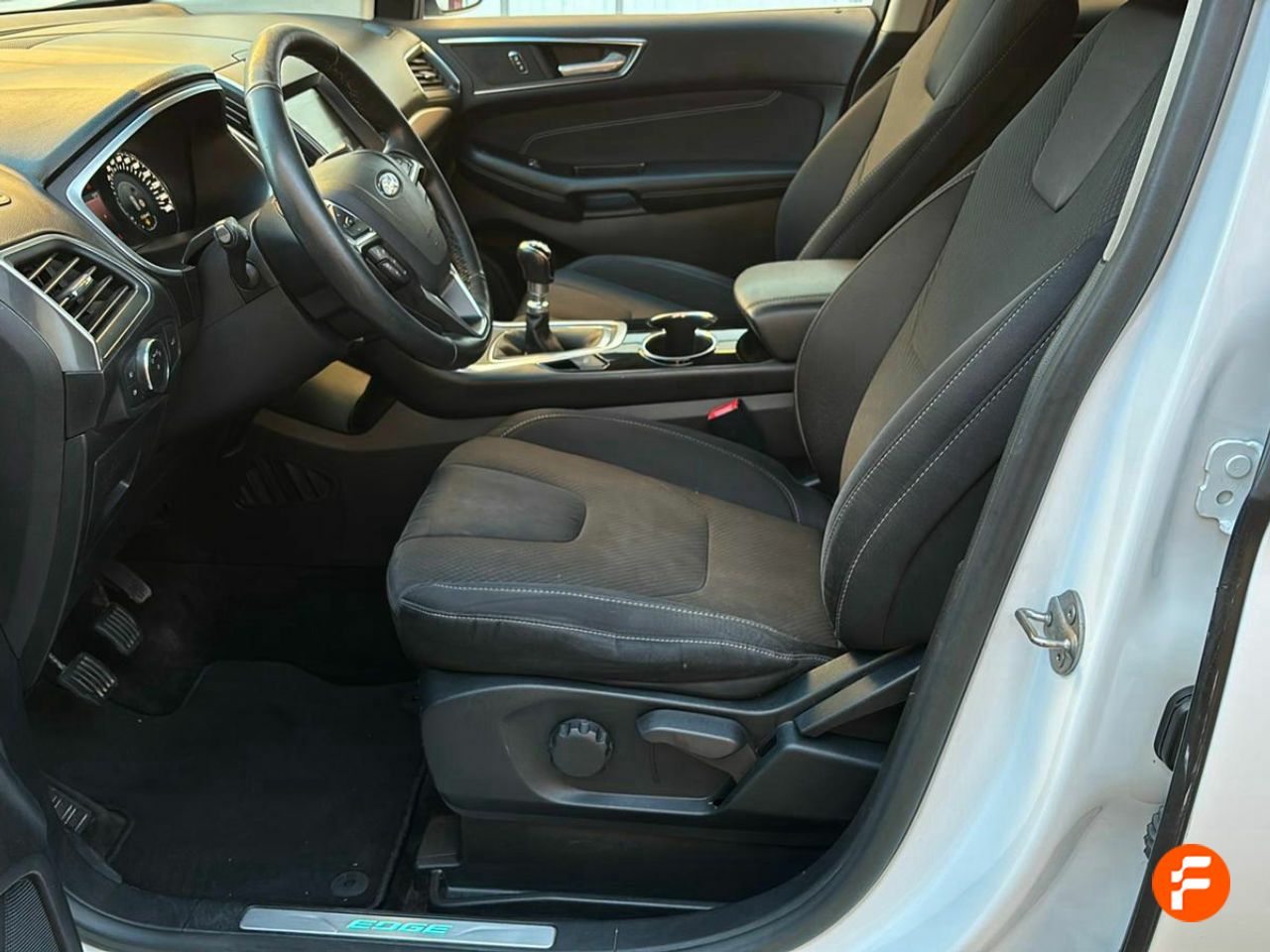 Foto Ford Edge 14