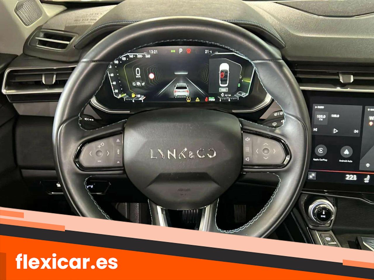 Foto LYNK&CO 01 20