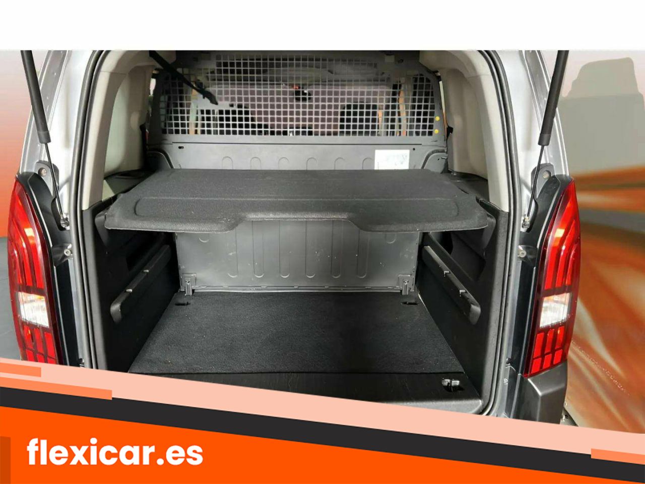 Foto Peugeot Rifter 10