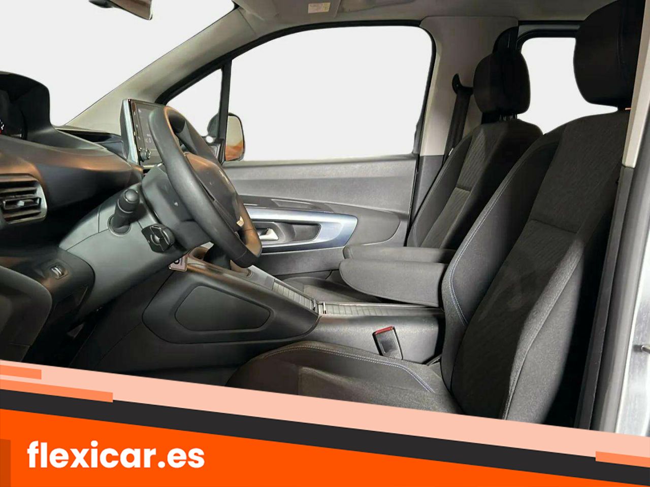Foto Peugeot Rifter 11