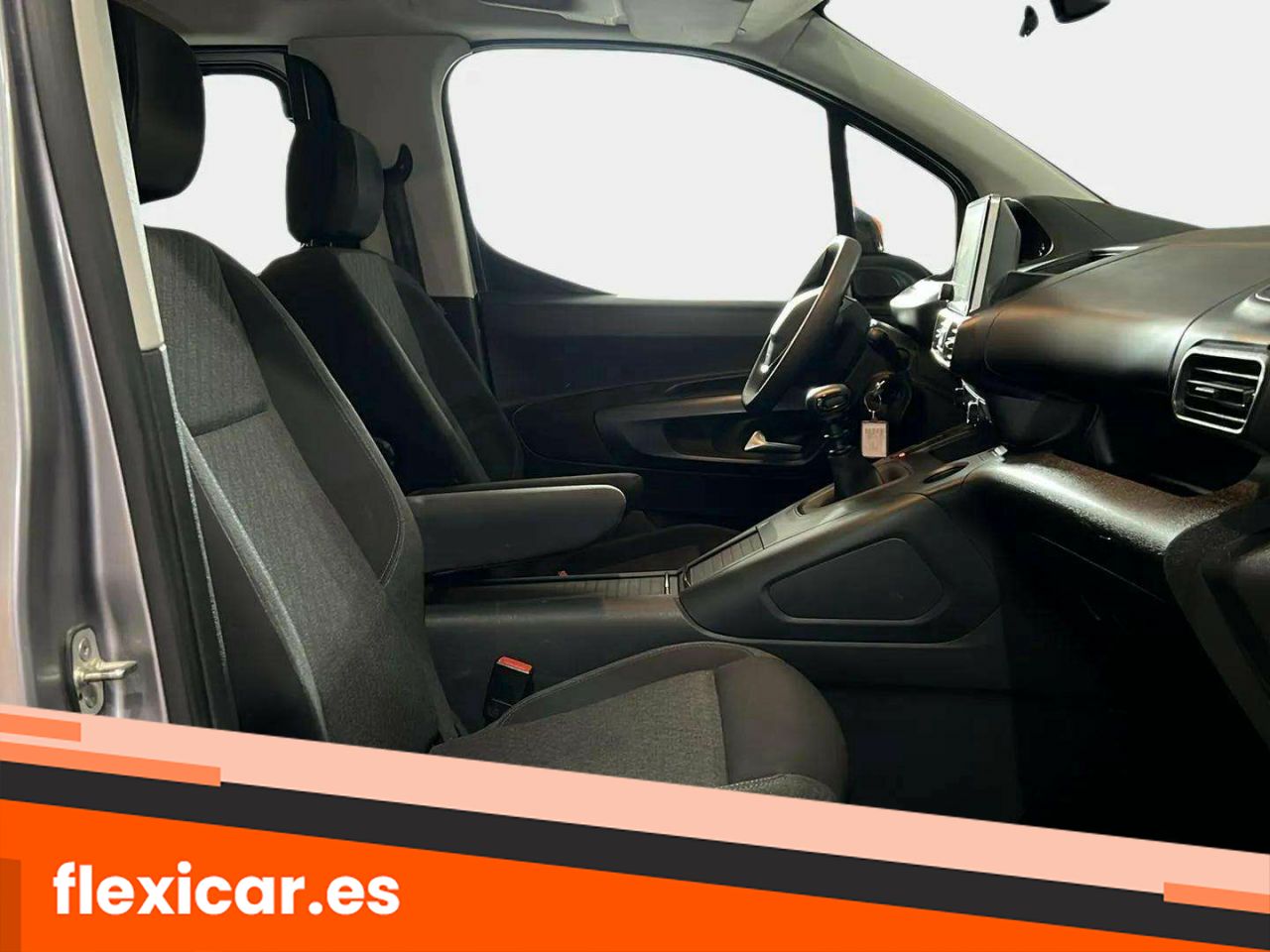 Foto Peugeot Rifter 13