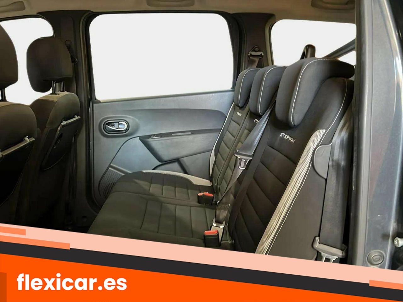 Foto Dacia Lodgy 12