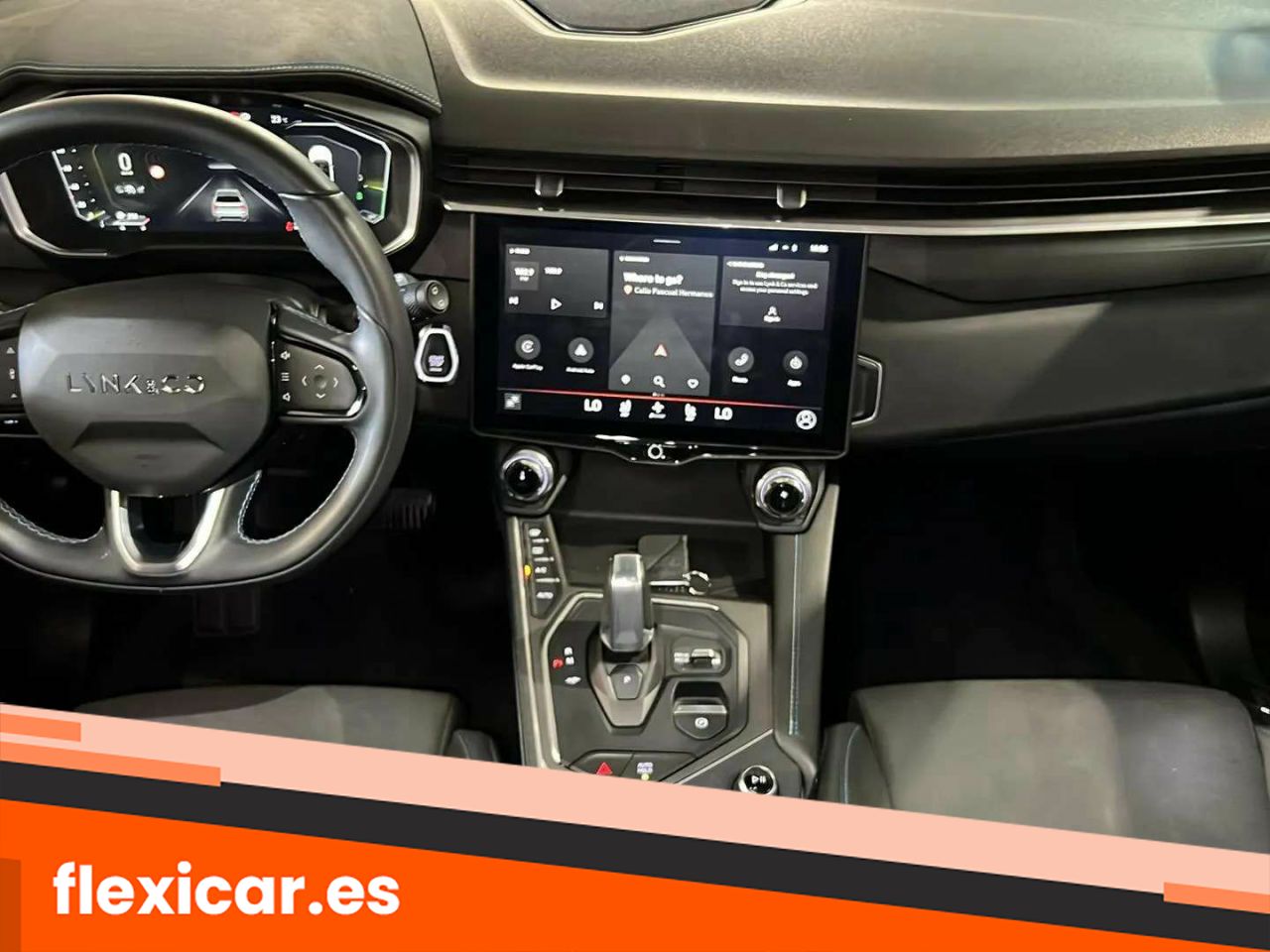 Foto LYNK&CO 01 15