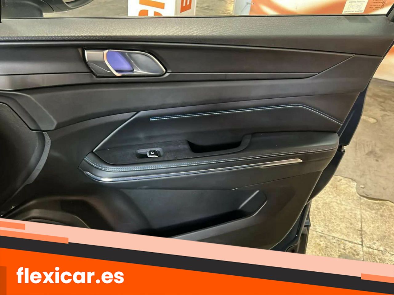 Foto LYNK&CO 01 23