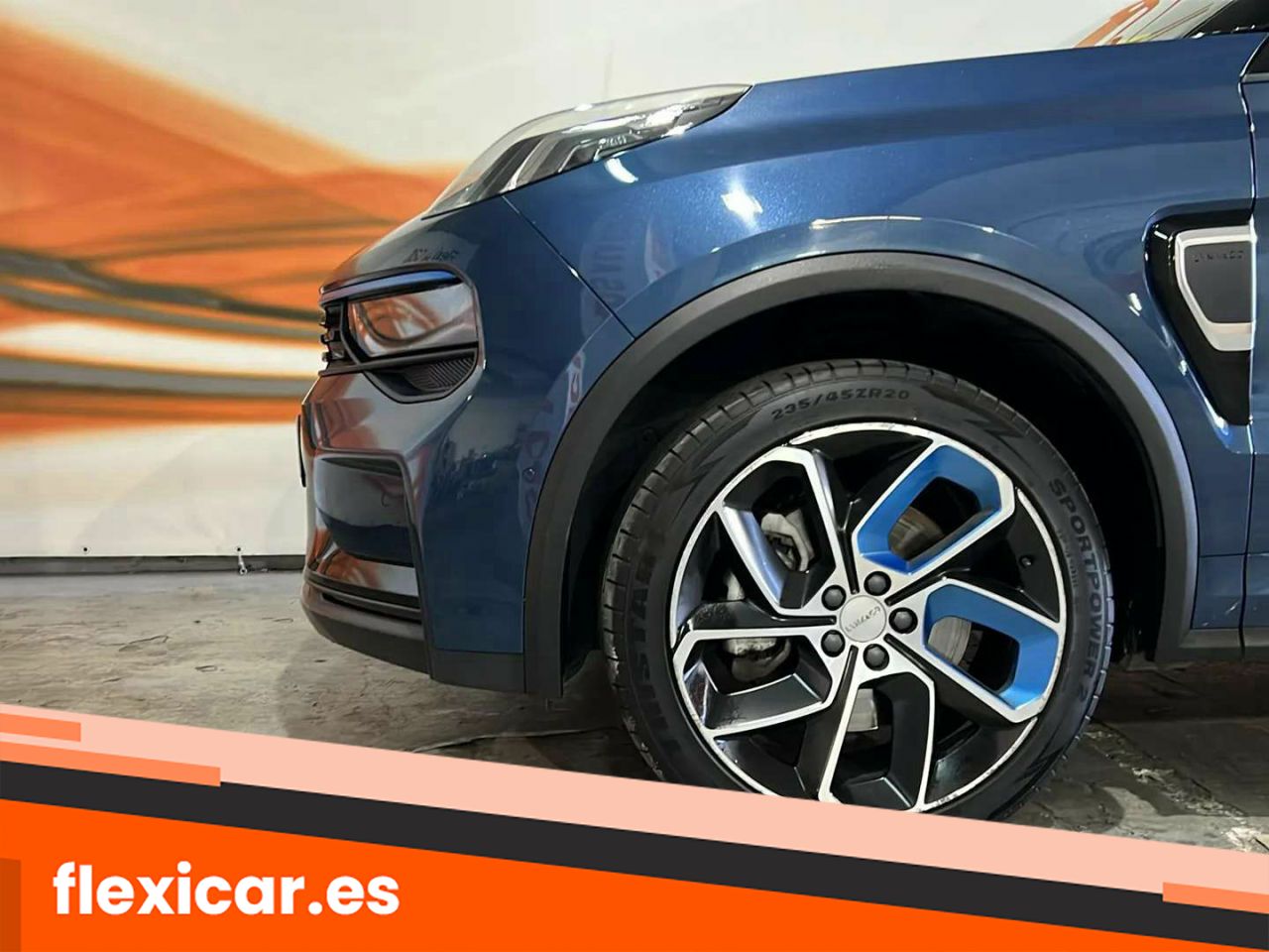 Foto LYNK&CO 01 24