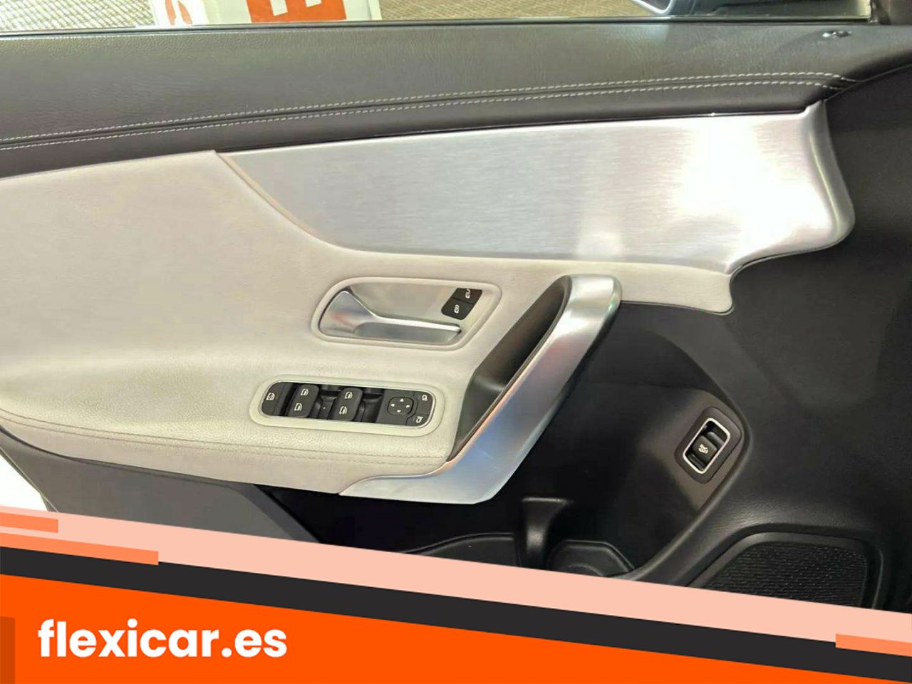 Foto Mercedes-Benz Clase CLA 21