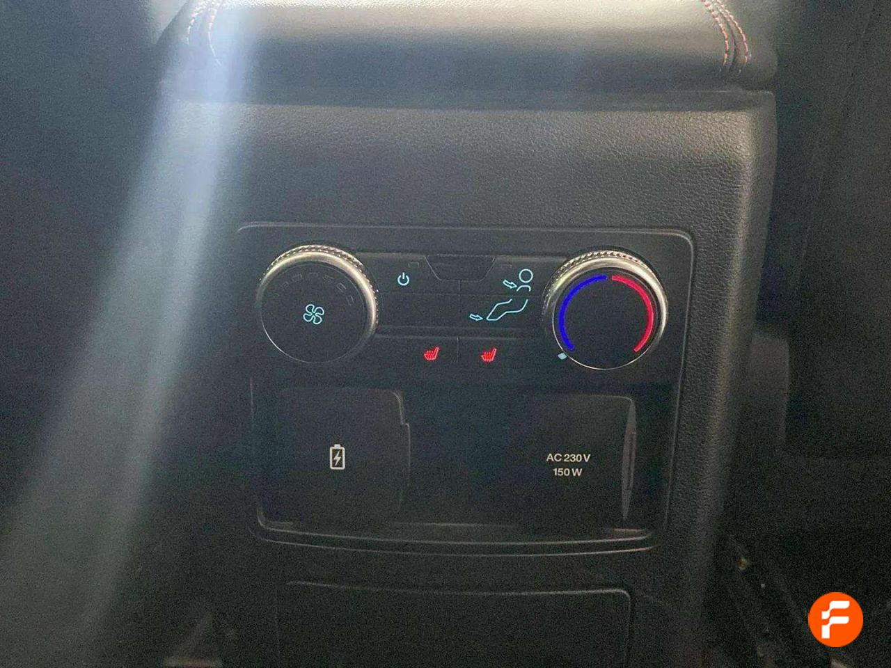 Foto Ford Explorer 16