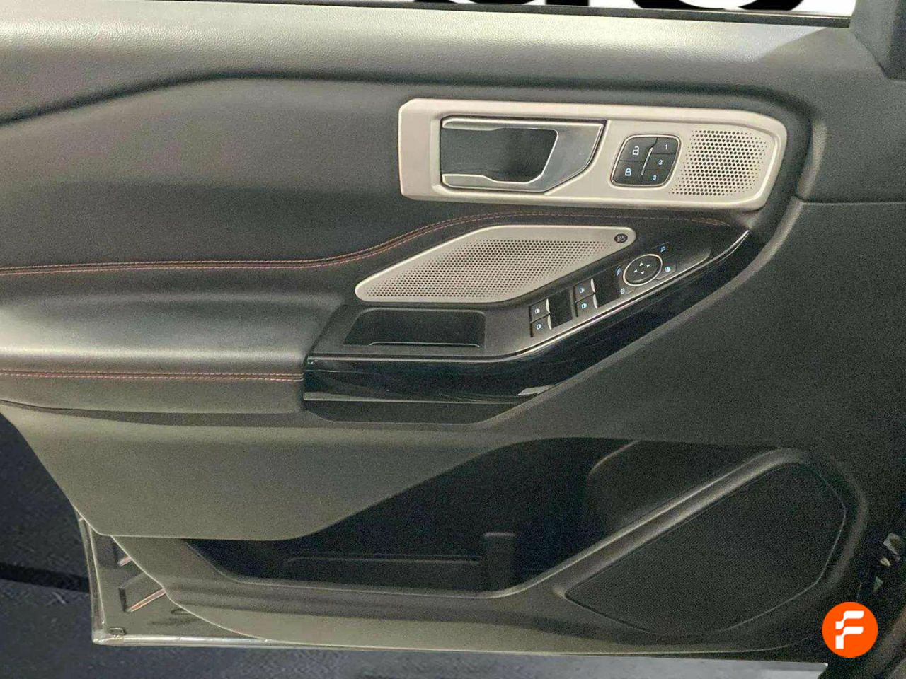 Foto Ford Explorer 24