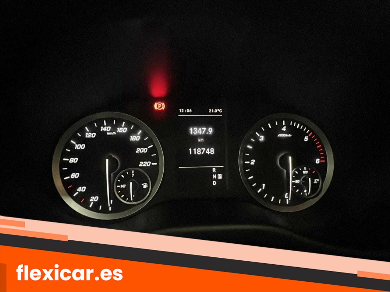 Foto Mercedes-Benz Vito 34