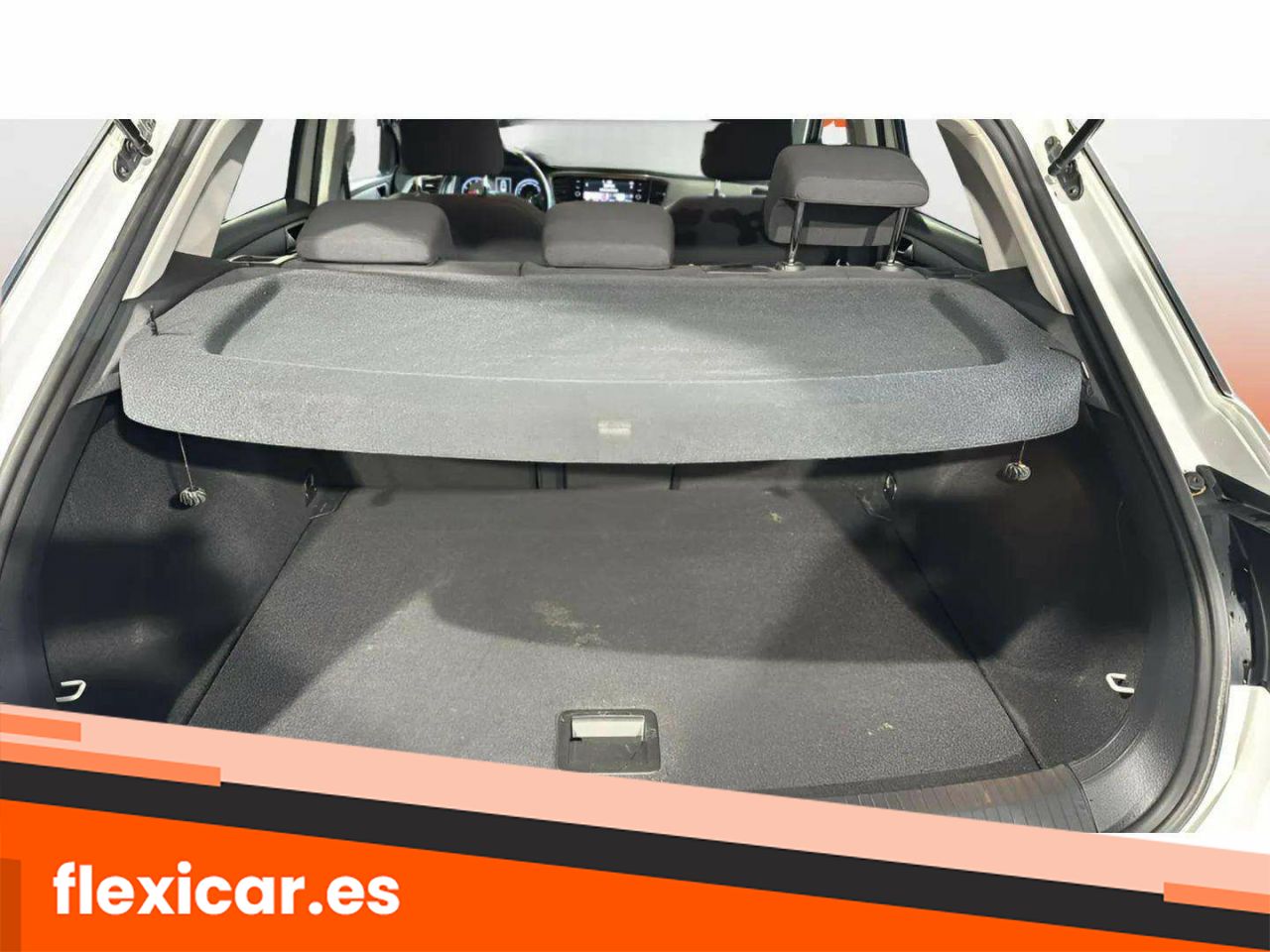 Foto Volkswagen T-Roc 16
