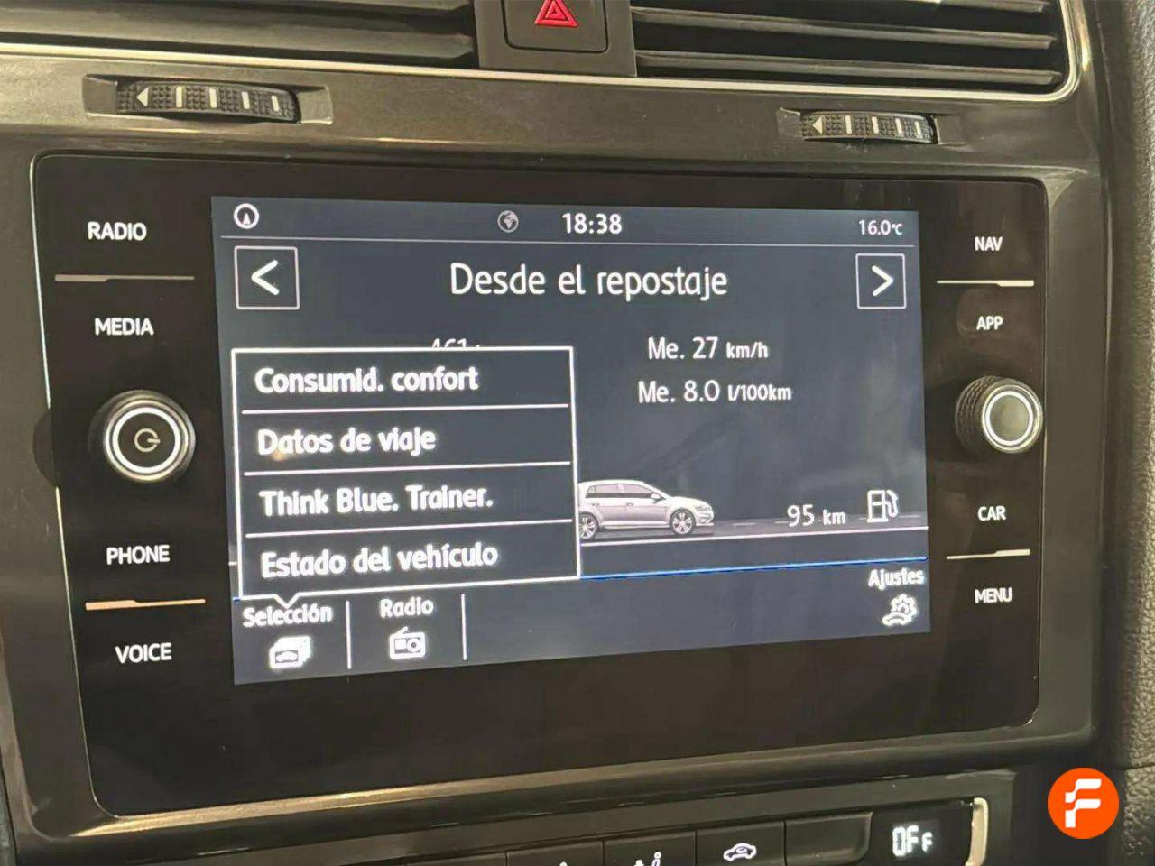 Foto Volkswagen Golf 29