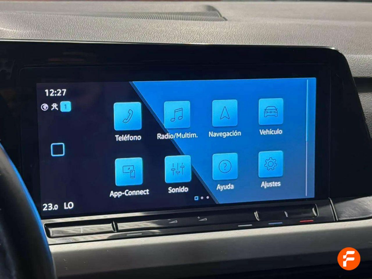 Foto Volkswagen Golf 24