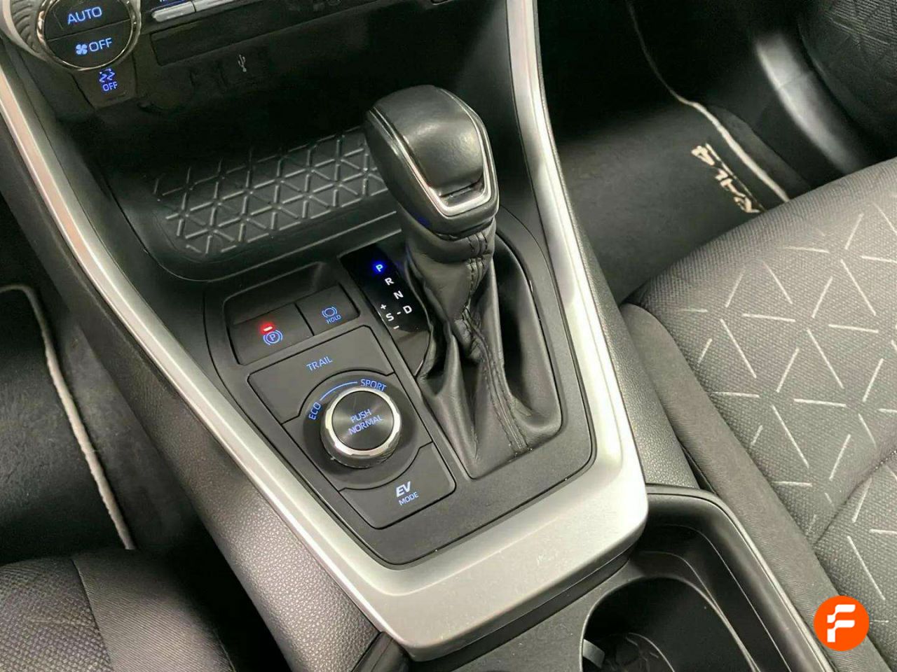 Foto Toyota Rav4 20