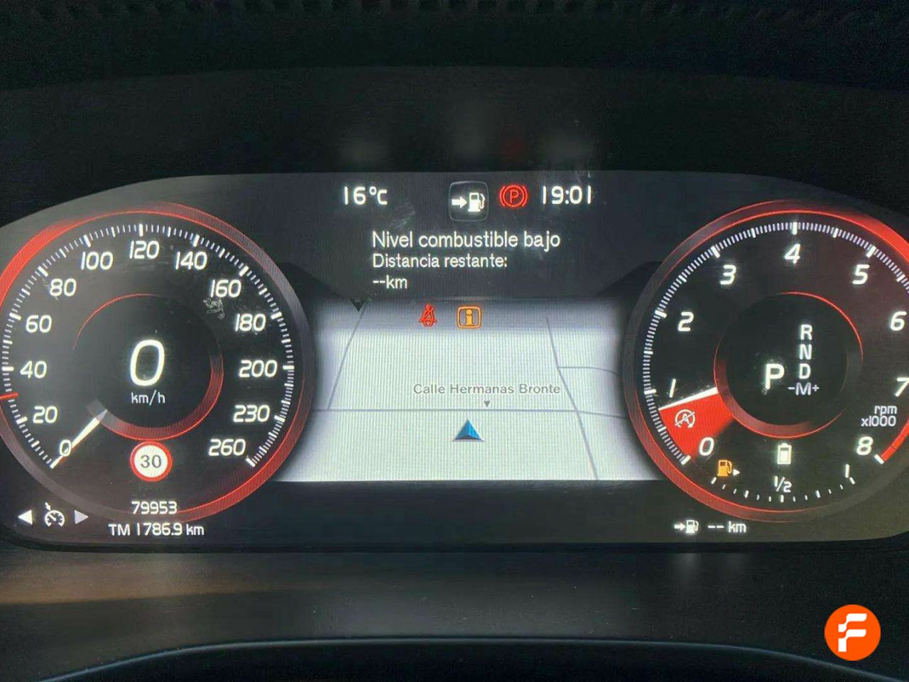 Foto Volvo XC40 12