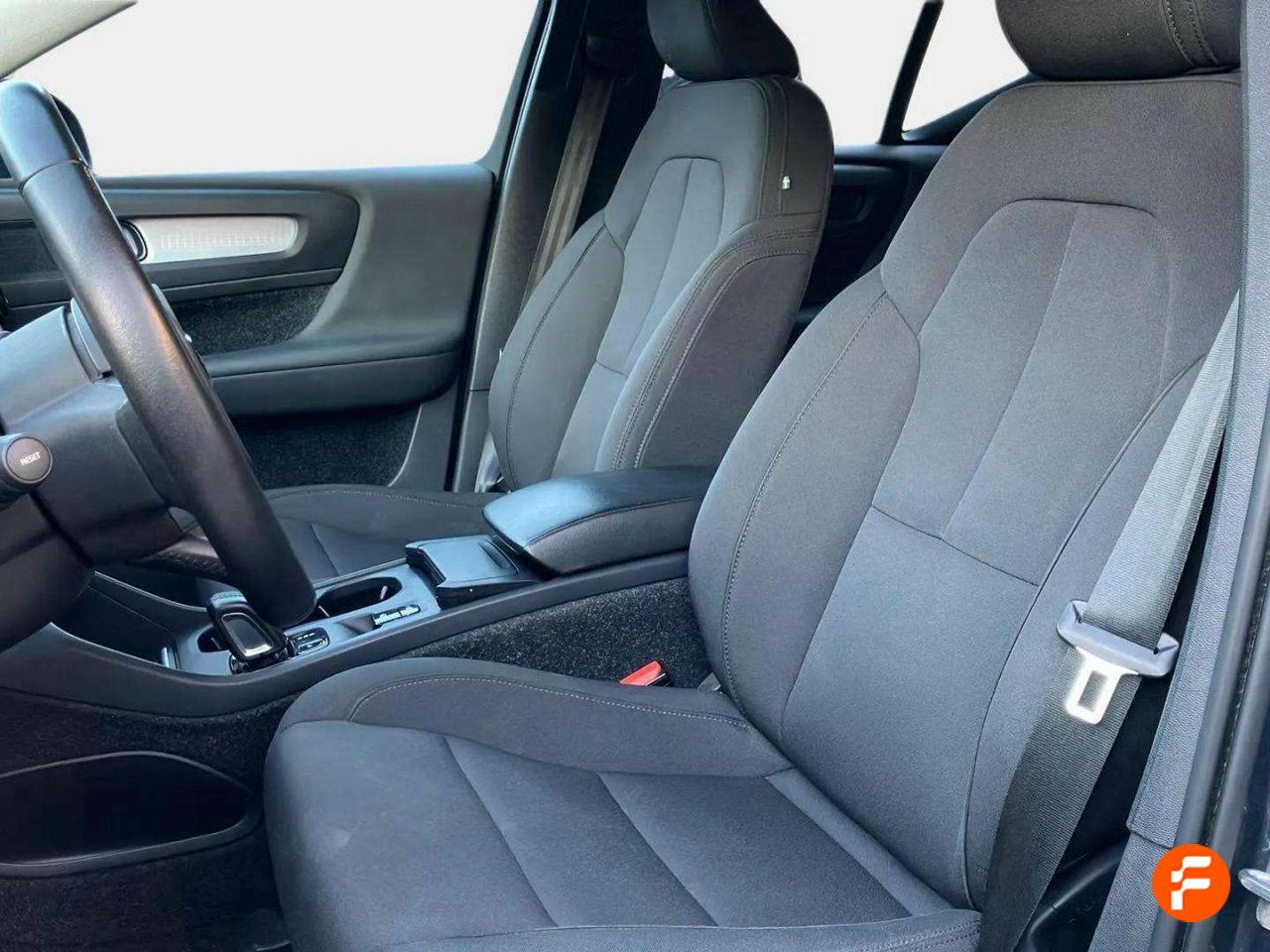 Foto Volvo XC40 14