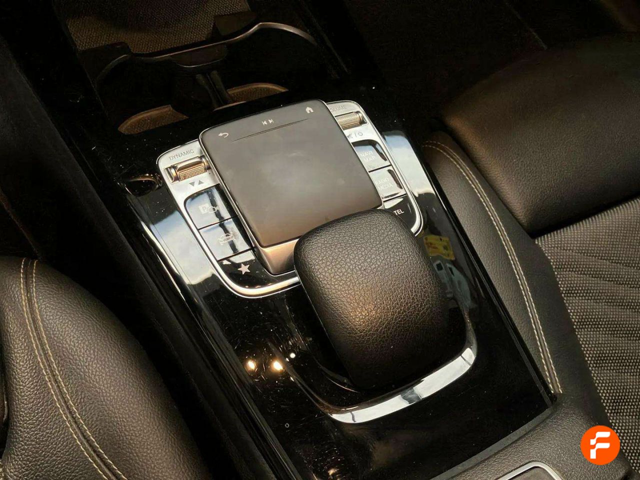 Foto Mercedes-Benz Clase A 25