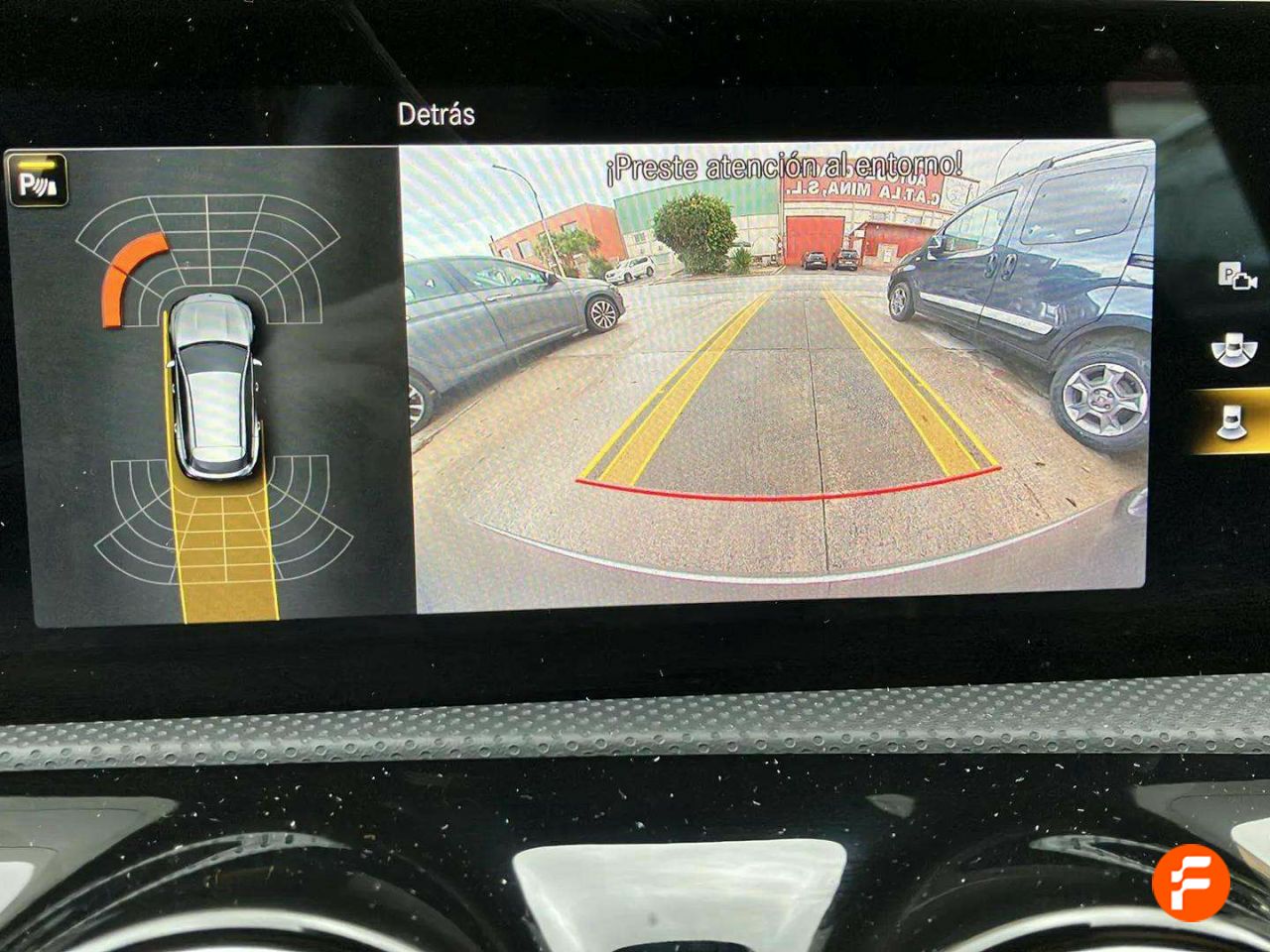 Foto Mercedes-Benz Clase CLA 27