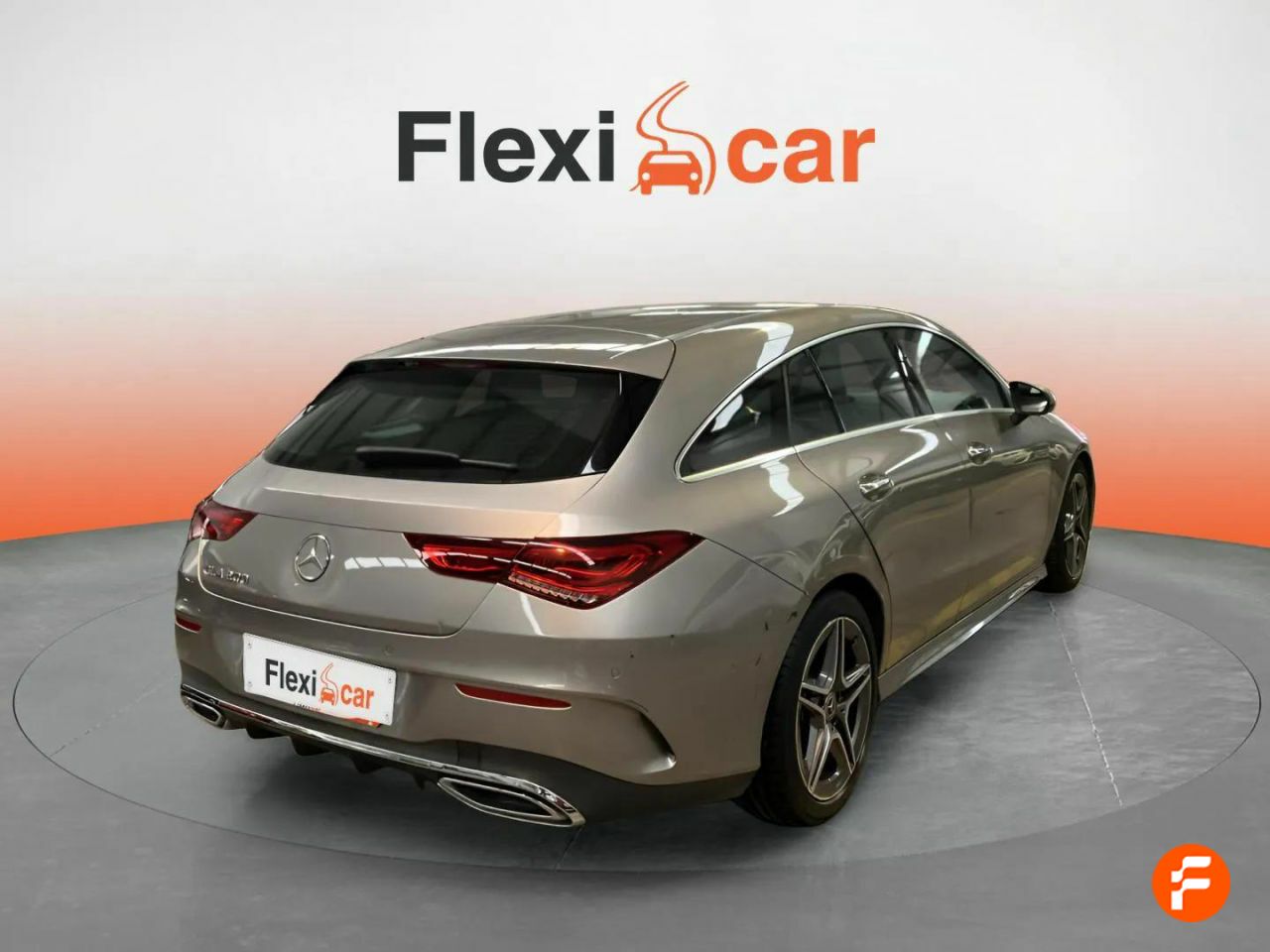 Foto Mercedes-Benz Clase CLA 4