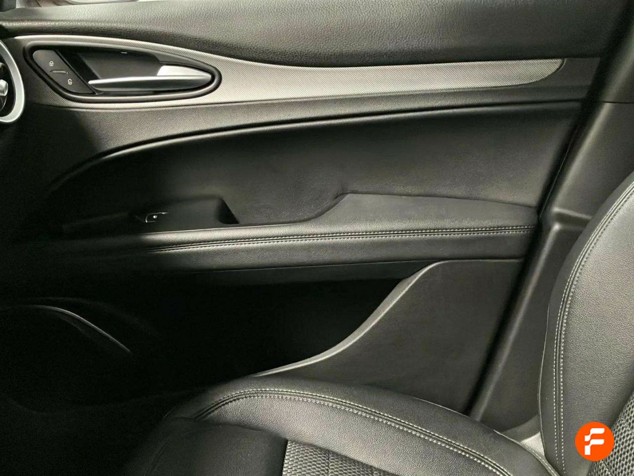 Foto Alfa Romeo Stelvio 28