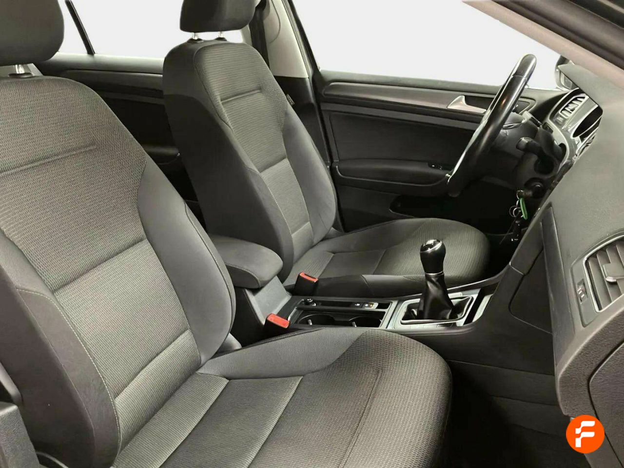 Foto Volkswagen Golf 13