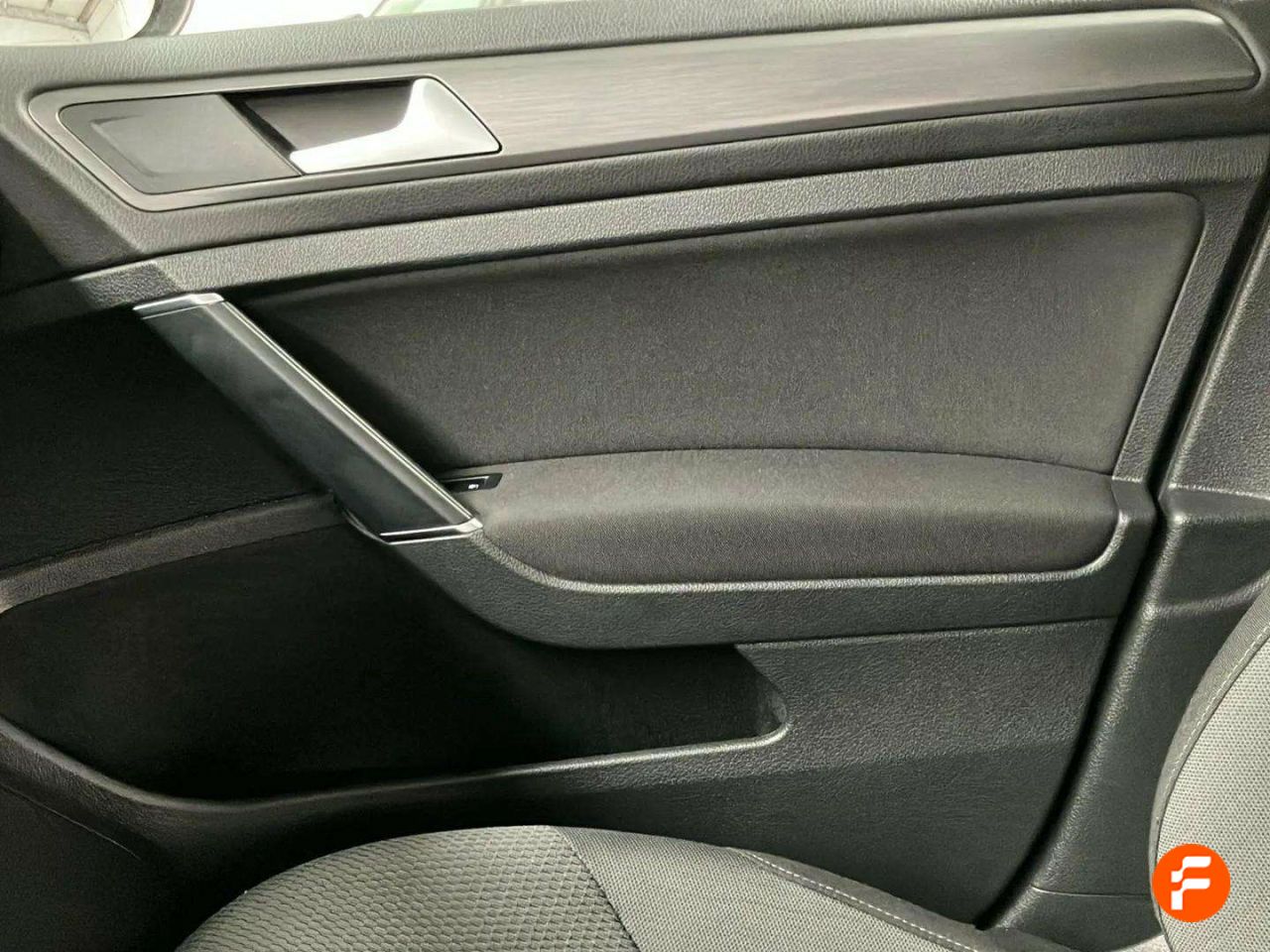 Foto Volkswagen Golf 27