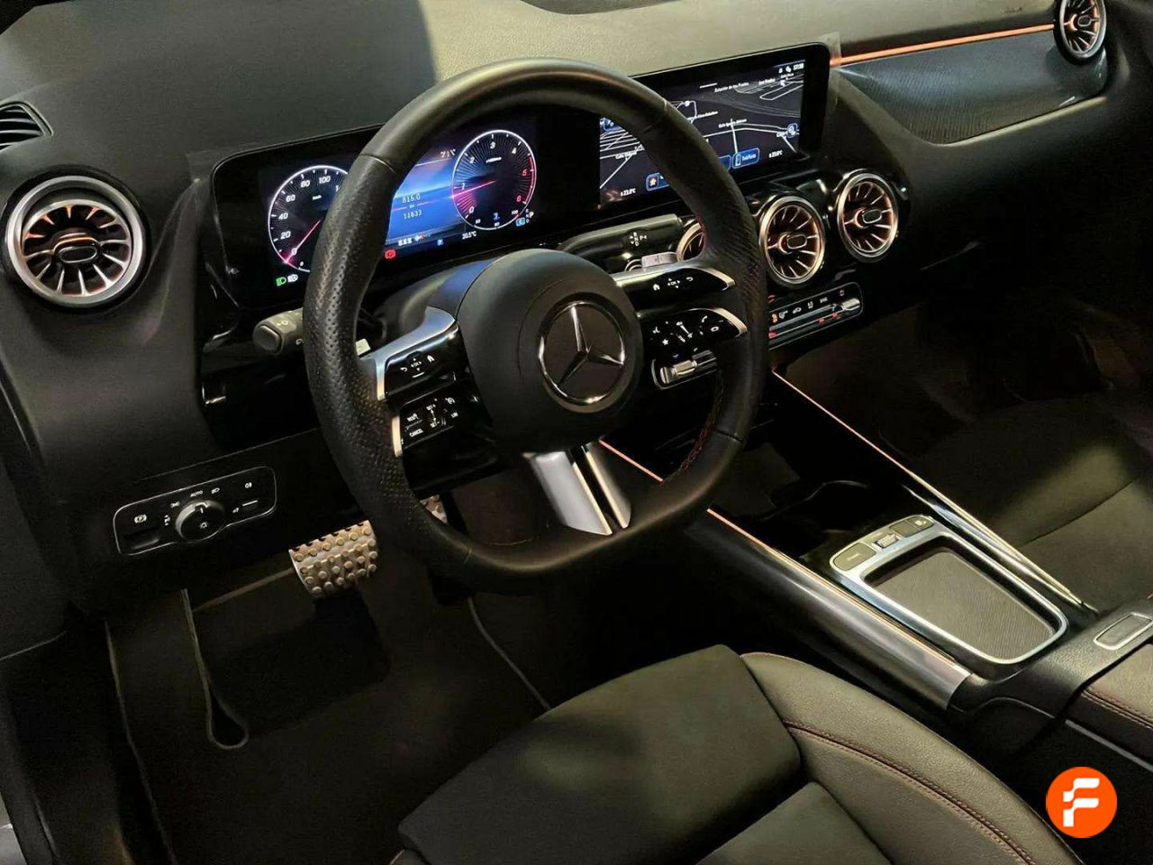 Foto Mercedes-Benz Clase GLA 13
