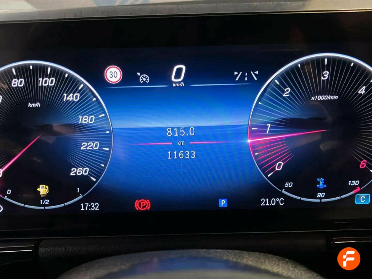 Foto Mercedes-Benz Clase GLA 21