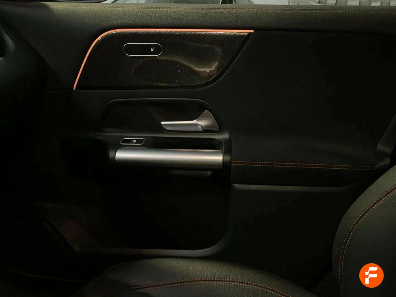 Foto Mercedes-Benz Clase GLA 27