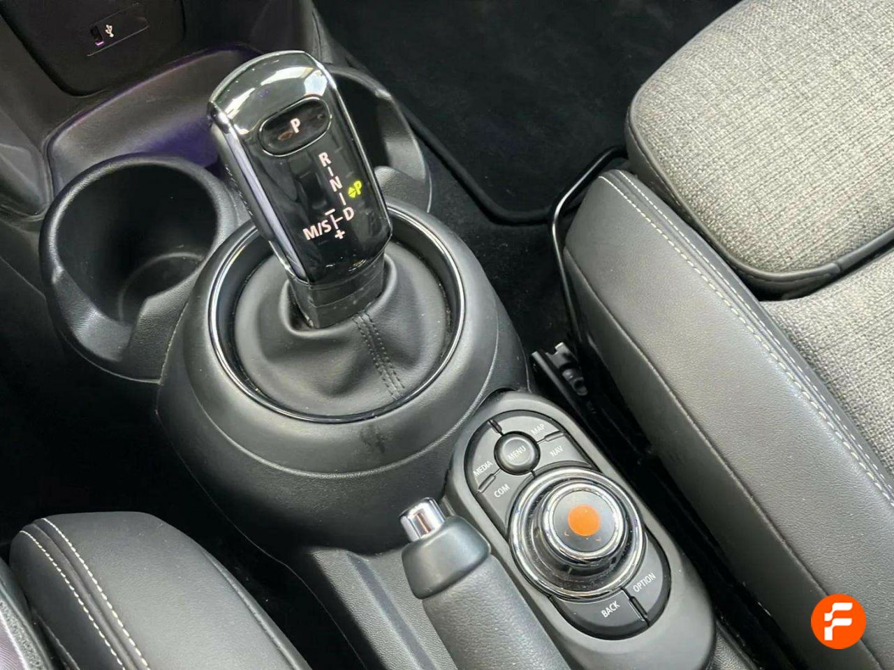 Foto Mini Cooper 25