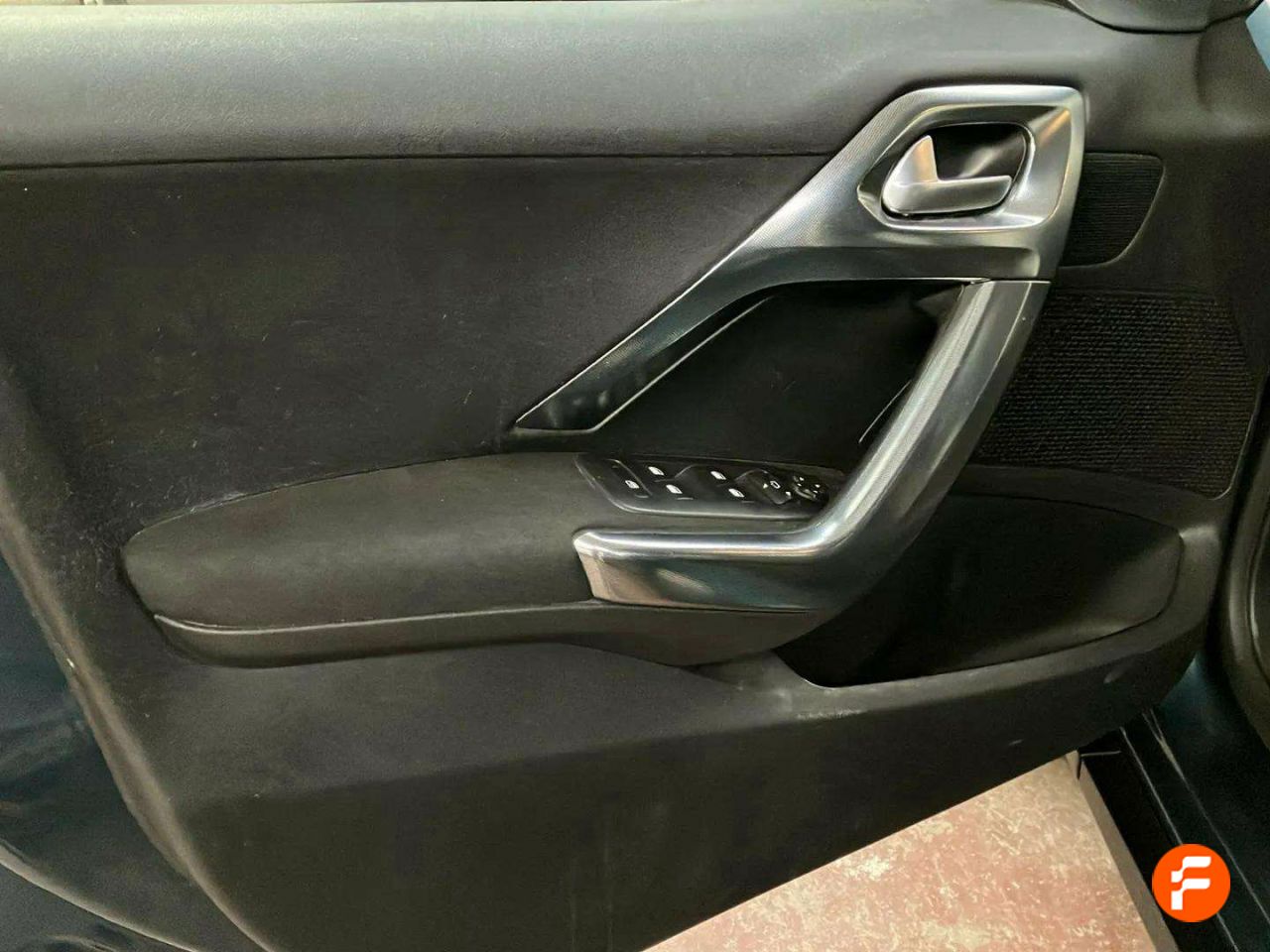 Foto Peugeot 2008 11