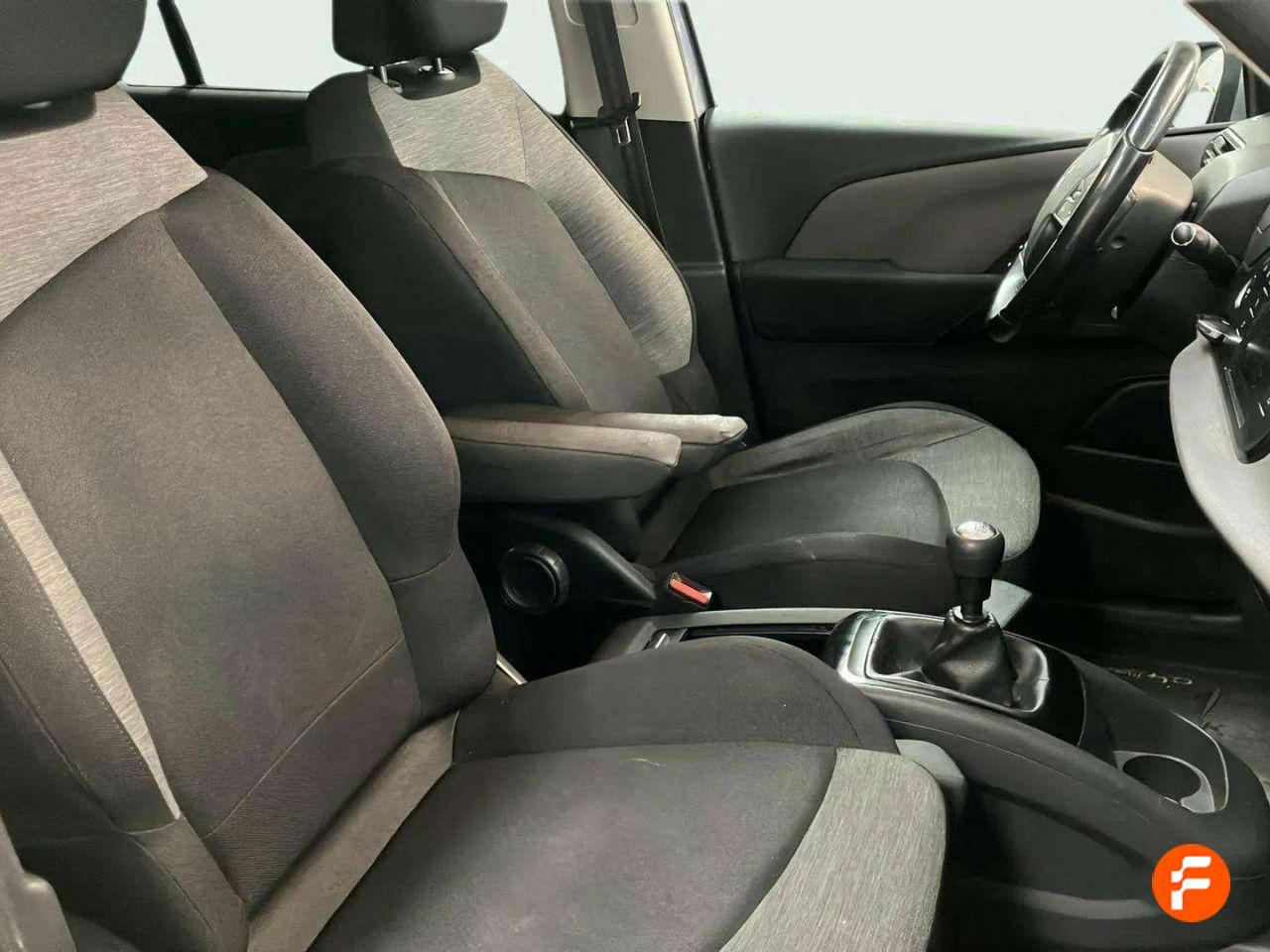Foto Citroën Grand C4 Picasso 11