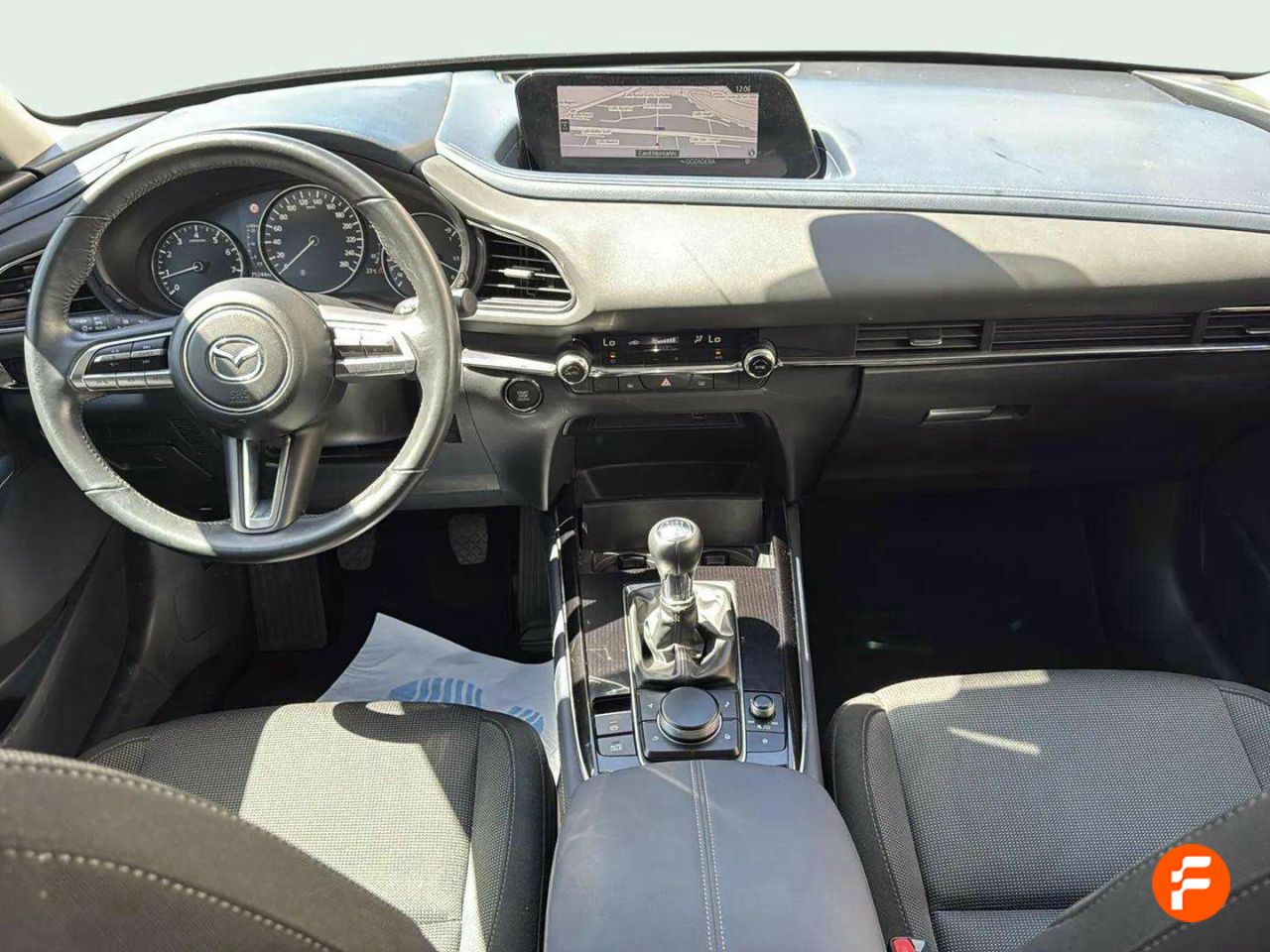 Foto Mazda CX-30 12