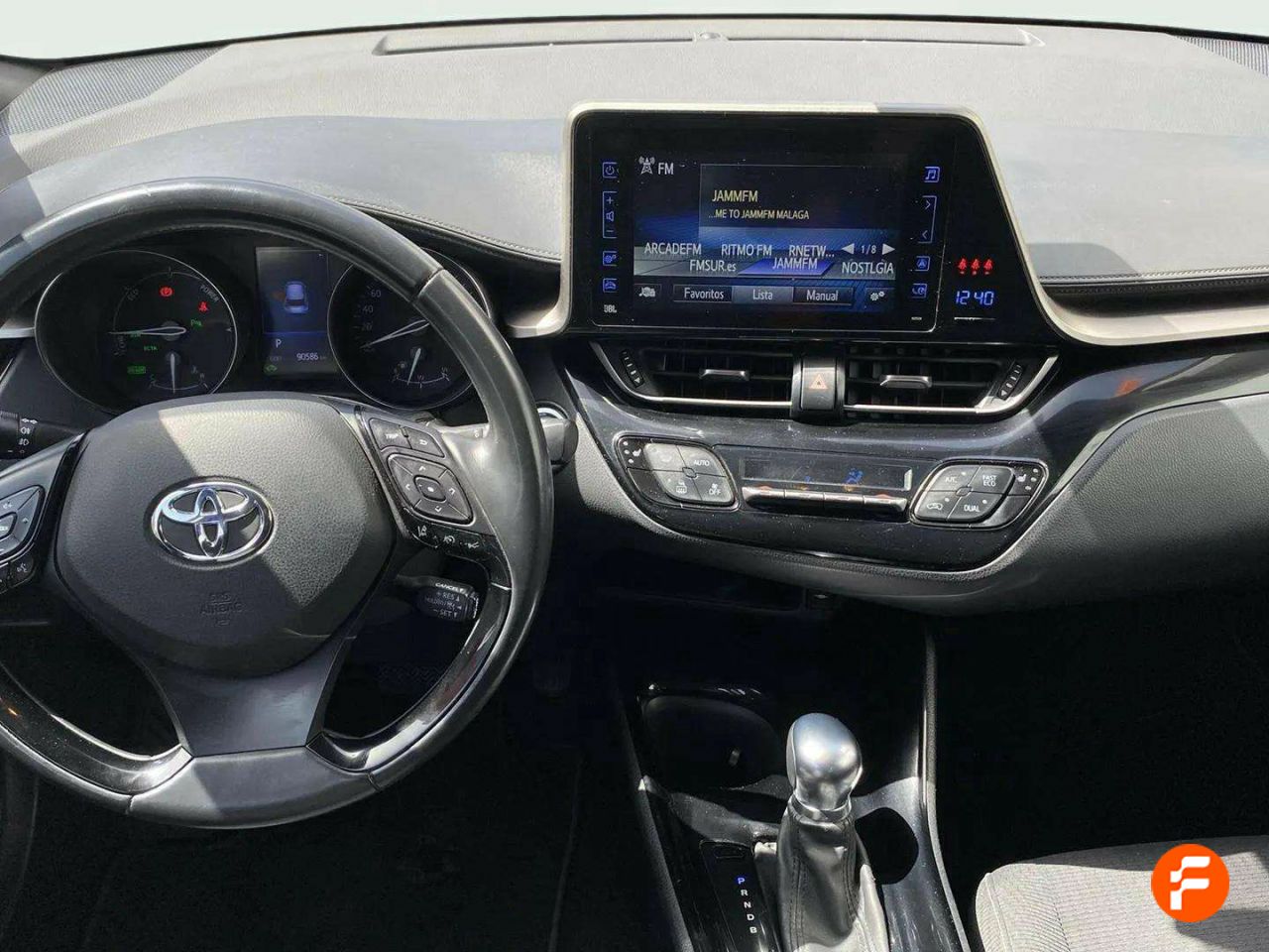 Foto Toyota C-HR 12