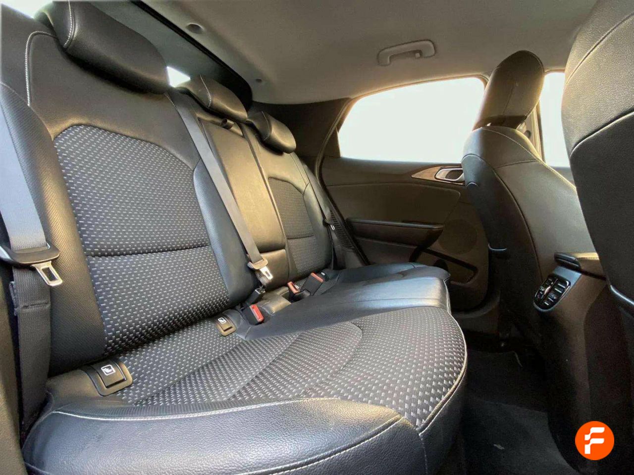 Foto Kia XCeed 19