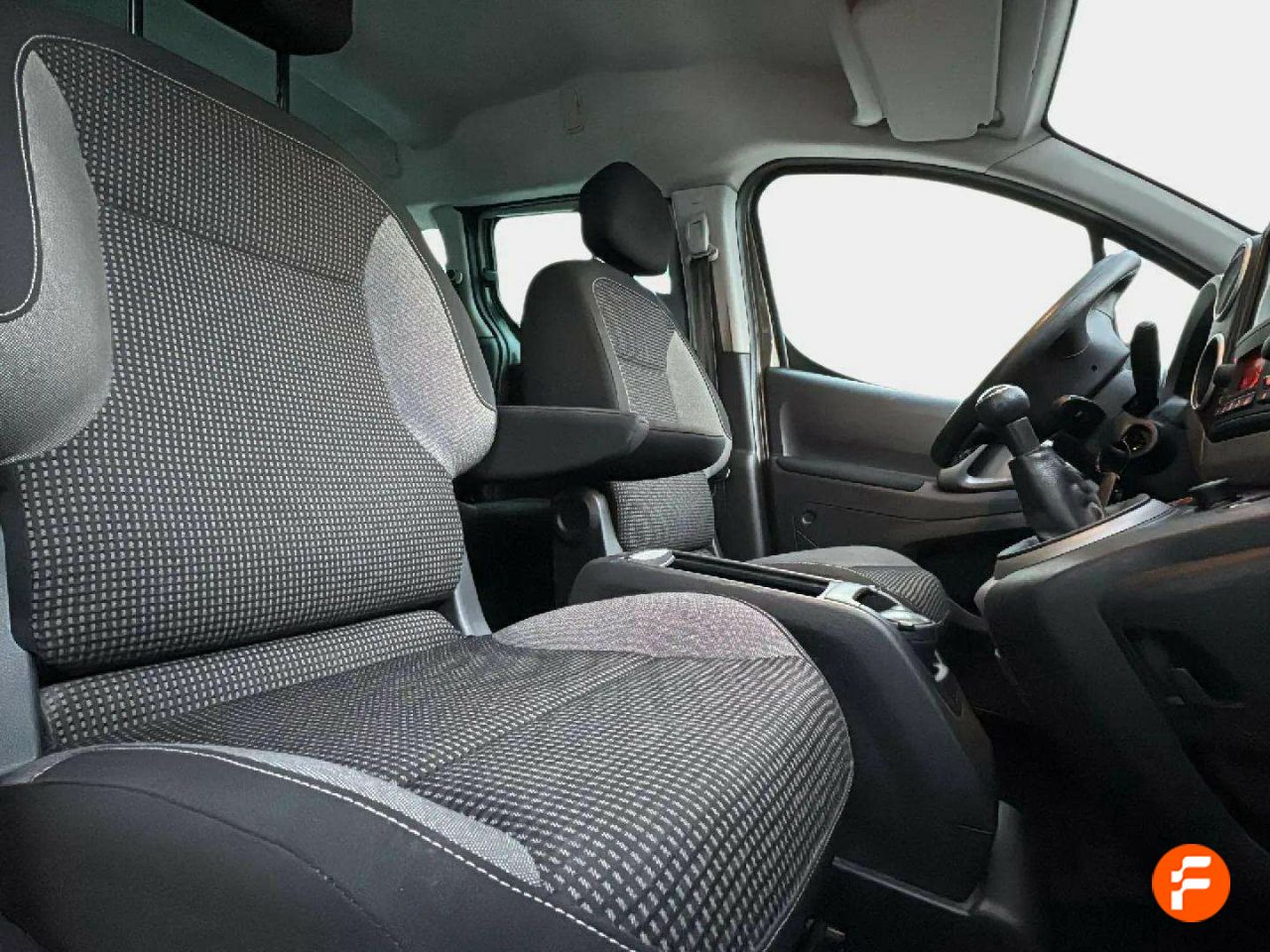 Foto Peugeot Partner 16