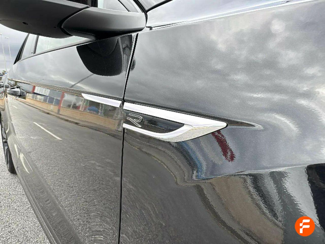 Foto Volkswagen T-Roc 23